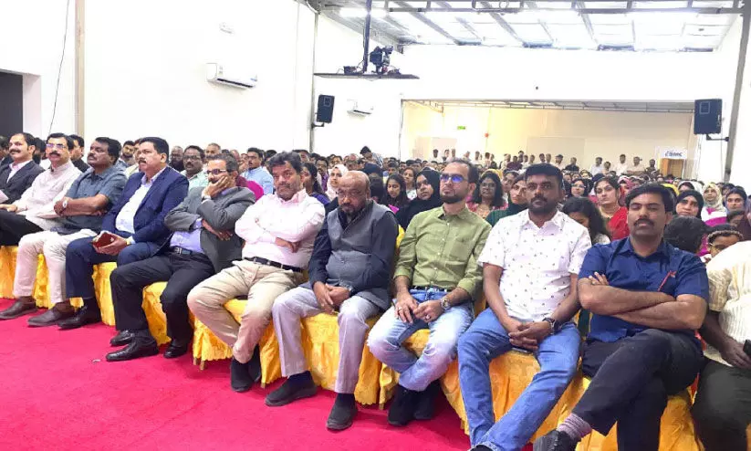 ത​ണ​ൽ കു​ടും​ബ​സം​ഗ​മം ശ്ര​ദ്ധേ​യ​മാ​യി