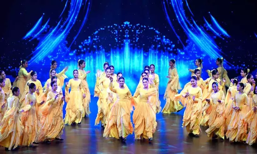 ആഘോഷ ദിനം; ദേശീയദിനാഘോഷ പൊലിമയിൽ രാജ്യം ആഘോഷ ദിനം; ദേശീയദിനാഘോഷ പൊലിമയിൽ രാജ്യം