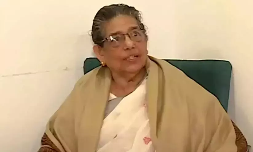 അനന്തരസ്വത്തിൽ തുല്യാവകാശം: നിവേദനവും നിയമഭേദഗതി നിർദേശവുമായി കേന്ദ്ര മന്ത്രിയെ കണ്ട് വി.പി സുഹ്റ