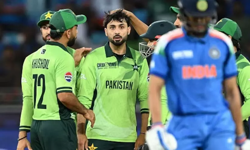 ടീം തോൽവി മുന്നിൽ കാണുമ്പോൾ എന്തിനായിരുന്നു ഇത്തരമൊരു ആഘോഷം; അബ്റാറിനെതിരെ അക്രം