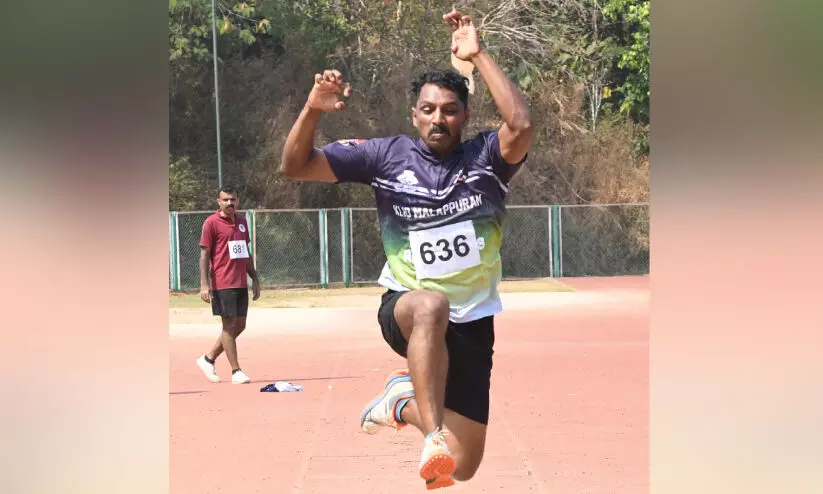 മാറ്റുരച്ചത് നാനൂറോളം താരങ്ങൾ; കായിക കരുത്ത് തെളിയിച്ച് ജില്ല പൊലീസ് അത്ലറ്റിക് മീറ്റ് മാറ്റുരച്ചത് നാനൂറോളം താരങ്ങൾ; കായിക കരുത്ത് തെളിയിച്ച് ജില്ല പൊലീസ് അത്ലറ്റിക് മീറ്റ്