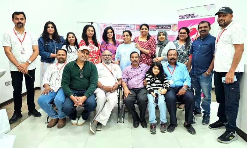 മ​ല​യാ​ളി മം​സ് ര​ക്ത​ദാ​ന ക്യാ​മ്പ് സം​ഘ​ടി​പ്പി​ച്ചു