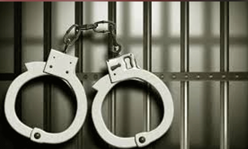 സുഹൃത്തിനെ വെട്ടിക്കൊലപ്പെടുത്തിയ സംഭവം; പ്രതി കുറ്റക്കാരൻ; ശിക്ഷ ഇന്ന് സുഹൃത്തിനെ വെട്ടിക്കൊലപ്പെടുത്തിയ സംഭവം; പ്രതി കുറ്റക്കാരൻ; ശിക്ഷ ഇന്ന്