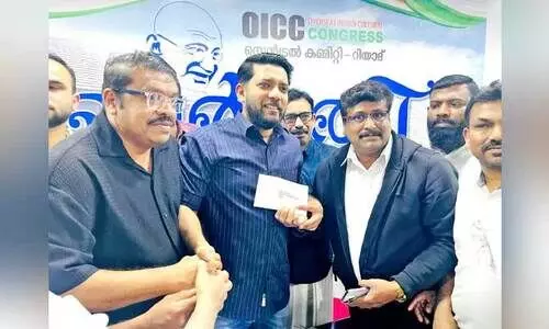 മ​ല​ബാ​ര്‍ ഡെവ​ല​പ്‌​മെ​ന്റ്​ ഫോ​റം നി​വേ​ദ​നം ന​ൽ​കി