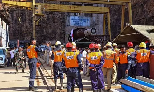 തെലങ്കാനയിൽ തുരങ്കത്തിൽ കുടുങ്ങിയ തൊഴിലാളികളെ 72 മണിക്കൂറായിട്ടും പുറത്തെത്തിക്കാനായില്ല