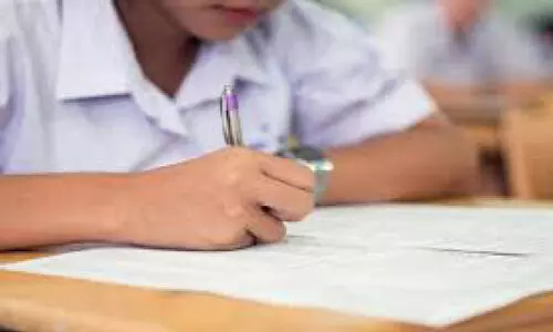 എ​സ്.​എ​സ്.​എ​ൽ.​സി; പ​രീ​ക്ഷ​യെ​ഴു​തു​ന്ന​ത് 9925 കു​ട്ടി​ക​ൾ