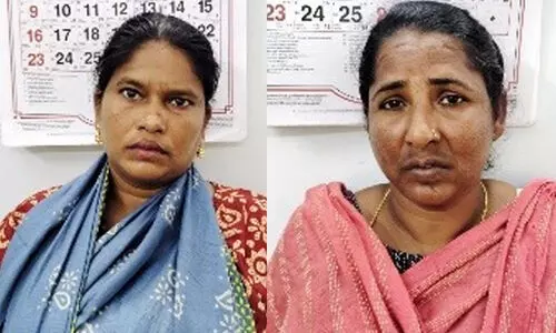 ബസ് യാത്രക്കാരിയുടെ ബാഗ് കീറി പണം മോഷ്ടിക്കാൻ ശ്രമം; കാഞ്ഞിരപ്പള്ളിയിൽ രണ്ടു യുവതികൾ അറസ്റ്റിൽ