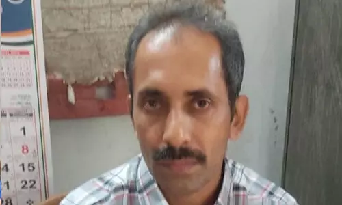 പോക്കുവരവിന് കൈക്കൂലി; സ്പെഷൽ വില്ലേജ് ഓഫിസർ വിജിലൻസ് പിടിയിൽ