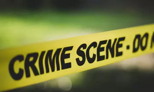 മലപ്പുറത്ത് സ്കൂട്ടറിൽ സഞ്ചരിച്ച അമ്മക്കും മകൾക്കും വെട്ടേറ്റു; വെട്ടിയത് ബൈക്കിലെത്തിയയാൾ