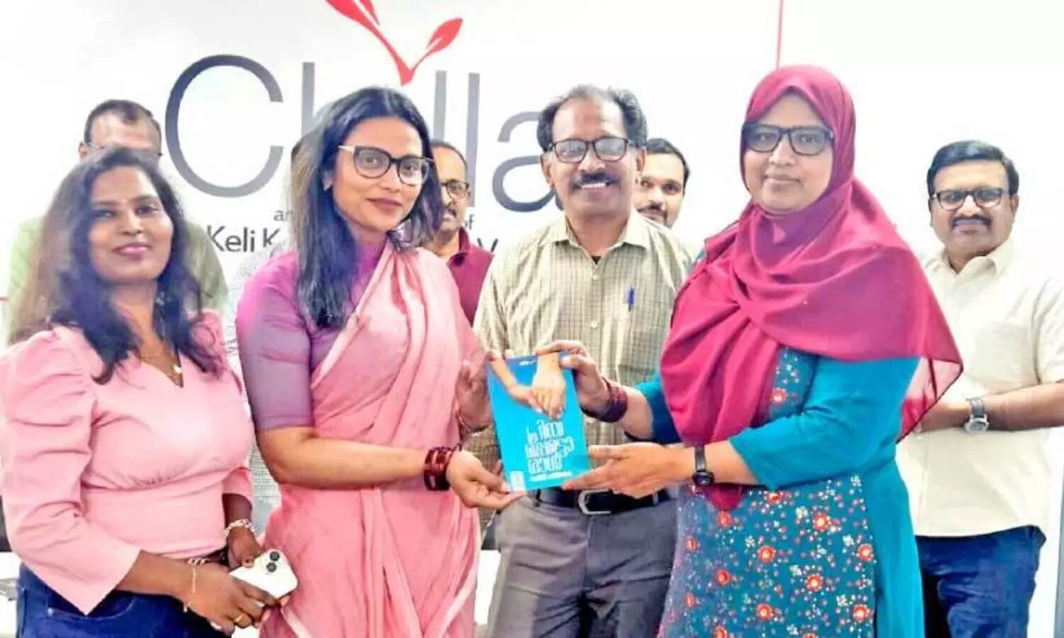 റ​ഫീ​ഖ്​ പ​ന്നി​യ​ങ്ക​ര​യു​ടെ പു​തി​യ നോ​വ​ൽ പ്ര​കാ​ശ​നം