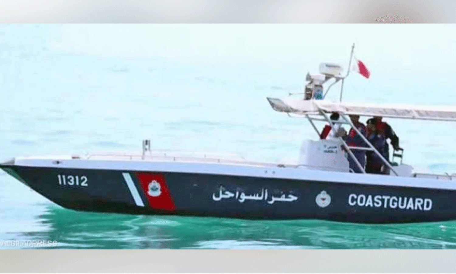 തി​ര​മാ​ല​യി​ൽ അ​ക​പ്പെ​ട്ട കു​ട്ടി​യെ സാ​ഹ​സി​ക​മാ​യി ര‍‍ക്ഷ​പ്പെ​ടു​ത്തി കോ​സ്റ്റ് ഗാ​ർ​ഡ്