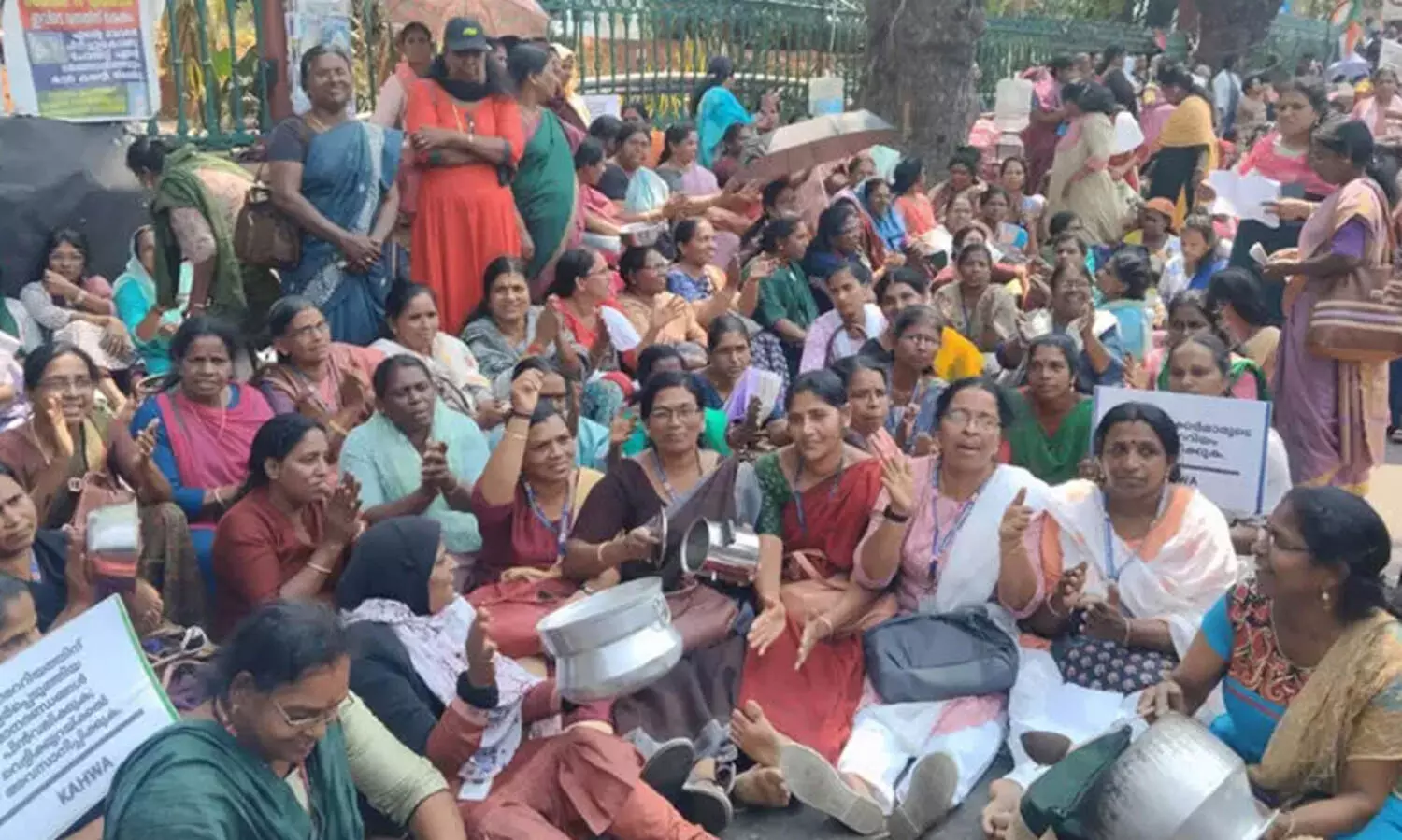 ആശ വർക്കർമാർ നാളെ നടത്താനിരുന്ന കലക്ടറേറ്റ് മാർച്ചിൽ പങ്കെടുക്കരുതെന്ന സി.ഐ.ടി.യു നേതാവിന്‍റെ ശബ്ദ സന്ദേശം പുറത്ത്