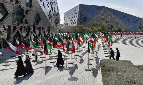 ആ​ഘോ​ഷ നാ​ളു​ക​ൾ; ദേ​ശീ​യ​ദി​നം ആഘോഷിച്ചു, ഇന്ന് വിമോചനദിനം