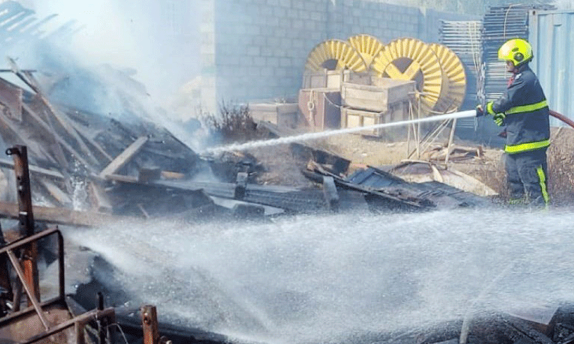 ഇസ്കിയിൽ കൃഷിയിടത്തിൽ തീപിടിത്തം ഇസ്കിയിൽ കൃഷിയിടത്തിൽ തീപിടിത്തം