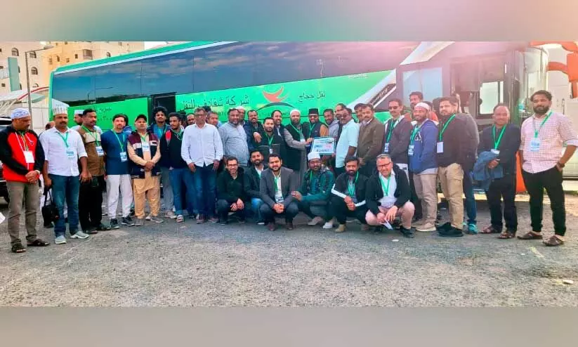 കെ.എം.സി.സി ഉംറ തീർഥാടകർക്ക് യാത്രയയപ്പ് കെ.എം.സി.സി ഉംറ തീർഥാടകർക്ക് യാത്രയയപ്പ്