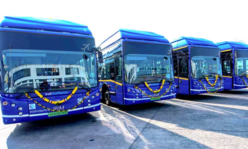 വിമാനത്താവളത്തില്‍ യാത്രക്കാരെ എത്തിക്കാന്‍ ഇനി ഇലക്ട്രിക് ബസുകള്‍