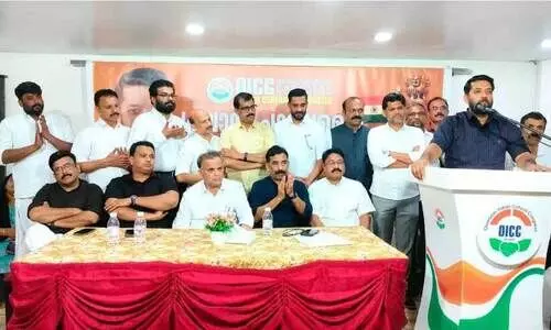 ല​ഹ​രി​ക്കെ​തി​രെ​യു​ള്ള പോ​രാ​ട്ട​ത്തി​ൽ പ്ര​വാ​സി​ക​ളും പ​ങ്കാ​ളി​ക​ളാ​ക​ണം -ഷാ​ഫി പ​റ​മ്പി​ൽ