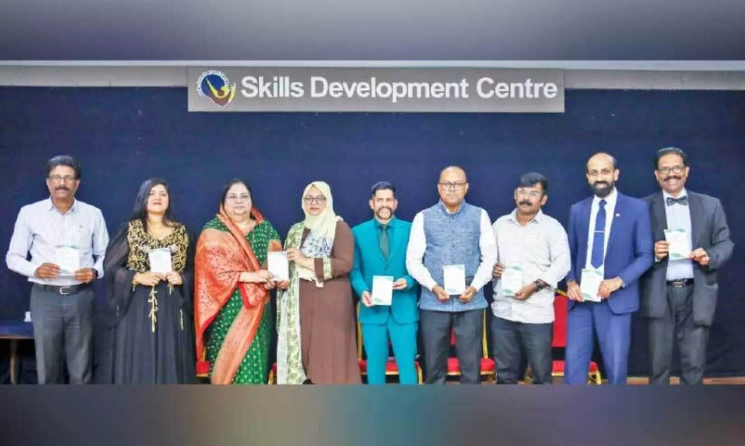 ക്വോ​ട്ട് ഫോ​ര്‍ ഓ​ള്‍ ഒ​ക്കേ​ഷ​ന്‍സ് പ്ര​കാ​ശ​നം