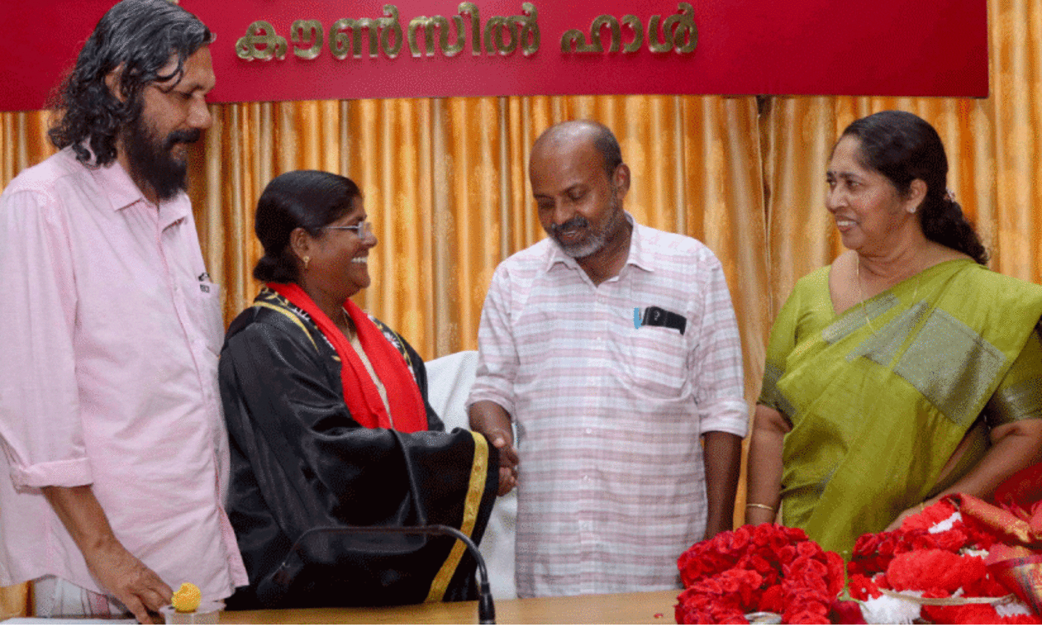 ഹണിക്ക് മൂന്നാം ഊഴം, ആദ്യമായി എസ്​. ജയൻ