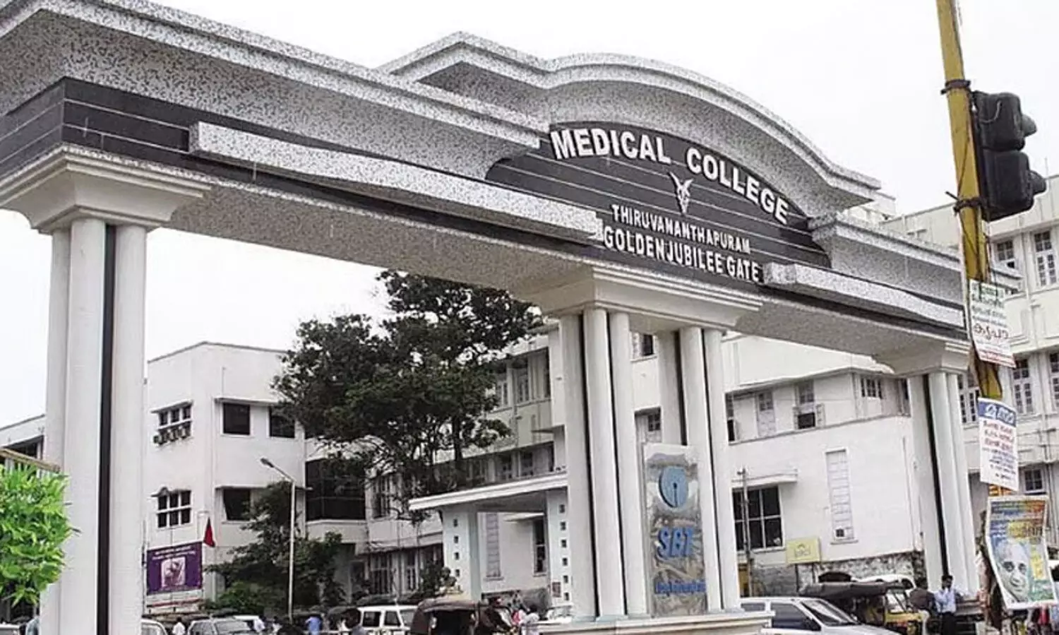 ജ്യൂസെന്ന് കരുതി പ്ലാസ്റ്റിക് ബോട്ടിലിൽ വെച്ചിരുന്ന മണ്ണെണ്ണ കുടിച്ചു; രണ്ടു വയസുകാരന് ദാരുണാന്ത്യം