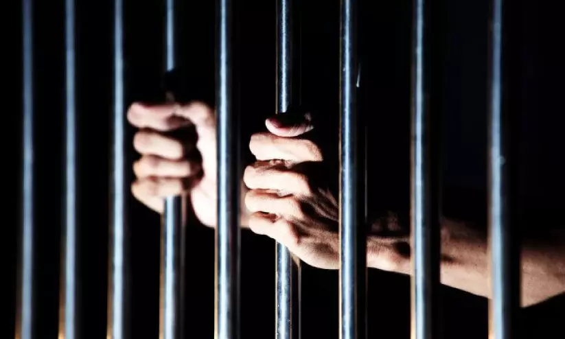 റ​മ​ദാ​ൻ; ത​ട​വു​കാ​ർ​ക്ക്​ മോ​ച​ന​മൊ​രു​ക്കി ഭ​ര​ണാ​ധി​കാ​രി​ക​ൾ