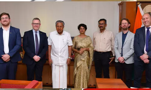 വെയിൽസ് കാബിനറ്റ് സെക്രട്ടറി ജെറമി മൈൽസ് മുഖ്യമന്ത്രിയുമായി കൂടിക്കാഴ്ച നടത്തി