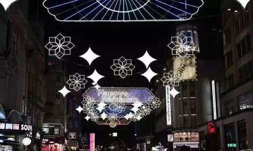 London lights up for Ramzan with over 30,000 led bulbs for 3rd year