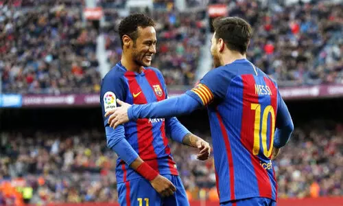 മെസ്സിയല്ല! ഫുട്ബാളിലെ രാജാവാകാൻ അർഹൻ അയാൾ മാത്രമാണെന്ന് നെയ്മർ