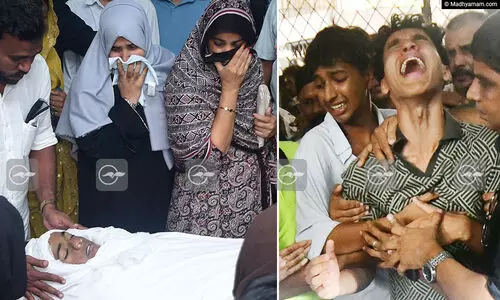 ‘‘ഷ​ഹ​ബാ​സേ എ​ണീ​റ്റ് വാ...’’; ഖ​ബ​റി​ലേ​ക്ക് മ​ണ്ണ് വാ​രി​യി​ടു​മ്പോ​ൾ കൈ​ക​ൾ വി​റ​ച്ച് ഉറ്റവർ...