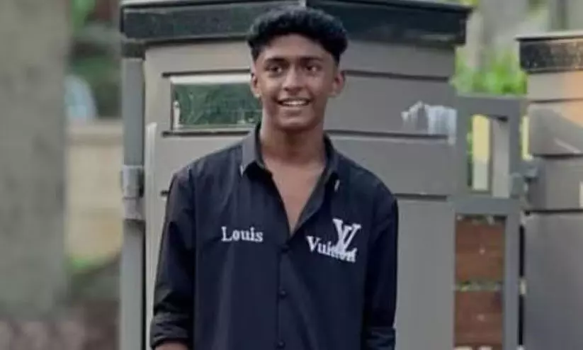 എസ്.ജി.സി 28466 നമ്പർ ഇരിപ്പിടത്തിൽ ഇരിക്കാൻ ഷഹബാസുണ്ടാവില്ല... എസ്.ജി.സി 28466 നമ്പർ ഇരിപ്പിടത്തിൽ ഇരിക്കാൻ ഷഹബാസുണ്ടാവില്ല...