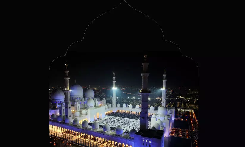 റമദാൻ കാഴ്ചയൊരുക്കി ശൈഖ് സായിദ് മോസ്ക് റമദാൻ കാഴ്ചയൊരുക്കി ശൈഖ് സായിദ് മോസ്ക്