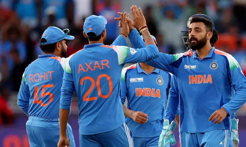 വരുണിന്റെ വാരിക്കുഴിയിൽ കിവിസ് വീണു; ഇന്ത്യ ഗ്രൂപ്പ് ചാമ്പ്യന്മാർ വരുണിന്റെ വാരിക്കുഴിയിൽ കിവിസ് വീണു; ഇന്ത്യ ഗ്രൂപ്പ് ചാമ്പ്യന്മാർ