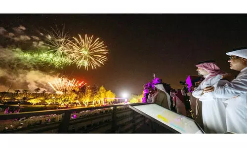 വ​ർ​ണ​വി​സ്മ​യം ഓ​ർ​മ​ക​ളി​ൽ;യാം​ബു പു​ഷ്പ​മേ​ള സ​മാ​പി​ച്ചു