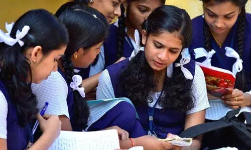 എസ്.എസ്.എൽ.സി, ഹയർ സെക്കൻഡറി പരീക്ഷകൾ ഇന്ന് തുടങ്ങും: 13.39 ലക്ഷം കുട്ടികൾ ഇന്ന് മുതൽ പരീക്ഷ ചൂടിലേക്ക്