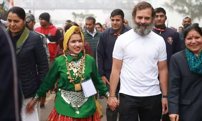 ഹിമാനി നർവാൾ: ജോഡോ യാത്രയിലെ വൈറൽ താരം; മൃതദേഹം കണ്ടെത്തിയത് സ്യൂട്ട്കേസിൽ