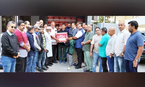 ബി.​കെ.​എ​സ്.​എ​ഫി​ന്‍റെ നേ​തൃ​ത്വ​ത്തി​ൽ റ​മ​ദാ​ൻ കി​റ്റു​ക​ൾ വി​ത​ര​ണം തു​ട​ങ്ങി