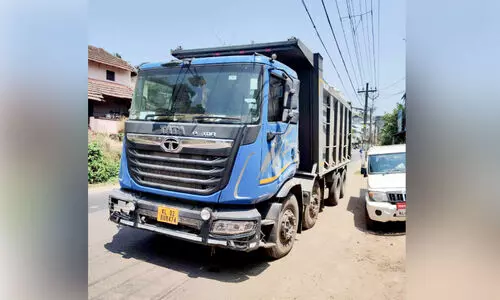 പ്രകൃതി ചൂഷണം; നടപടി ശക്തമാക്കി റവന്യു വകുപ്പ് പ്രകൃതി ചൂഷണം; നടപടി ശക്തമാക്കി റവന്യു വകുപ്പ്