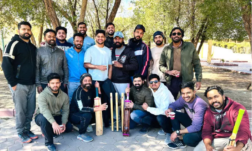 ഐഡിയൽ ക്രിക്കറ്റ് ടീമിന് പുതിയ നേതൃത്വം ഐഡിയൽ ക്രിക്കറ്റ് ടീമിന് പുതിയ നേതൃത്വം