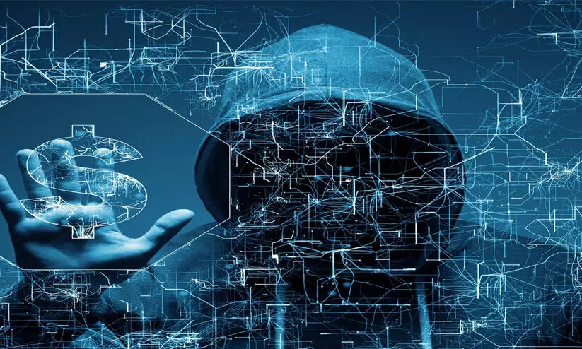 ഒ.ടി.പിയും കോളും ഒന്നുമില്ല: എന്നിട്ടും അക്കൗണ്ടിലെ 10 ലക്ഷം പോയി; ബാങ്കിലെ വിശ്വാസം നഷ്ടപ്പെട്ട് മുഴുവൻ സമ്പാദ്യവും അമേരിക്കൻ ബാങ്കിലേക്ക് മാറ്റി ഡോക്ടർ