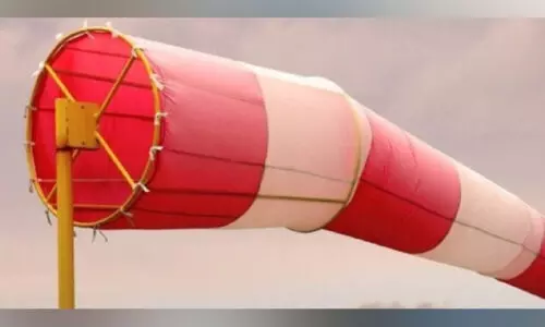 ശ​ക്ത​മാ​യ കാ​റ്റി​ന് സാ​ധ്യ​ത