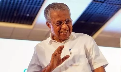 എൽ.ഡി.എഫിനെ മൂന്നാമതും പിണറായി തന്നെ നയിക്കും; പ്രായപരിധിയിലെ ഇളവ് തുടരുമെന്ന് സൂചന എൽ.ഡി.എഫിനെ മൂന്നാമതും പിണറായി തന്നെ നയിക്കും; പ്രായപരിധിയിലെ ഇളവ് തുടരുമെന്ന് സൂചന