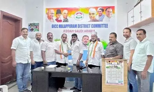 ജി​ദ്ദ ക​രു​വാ​ര​കു​ണ്ട് ഒ.​ഐ.​സി.​സി, കെ.​എം.​സി.​സി ക​മ്മി​റ്റി​ സം​യു​ക്ത​ സ്വീ​ക​ര​ണം