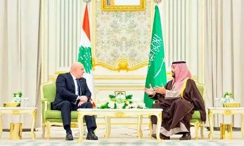 ല​ബ​നാ​ൻ പ്ര​സി​ഡ​ന്റ്​ സൗ​ദി​യി​ൽ; കി​രീ​ടാ​വ​കാ​ശി​യു​മാ​യി കൂ​ടി​ക്കാ​ഴ്​​ച