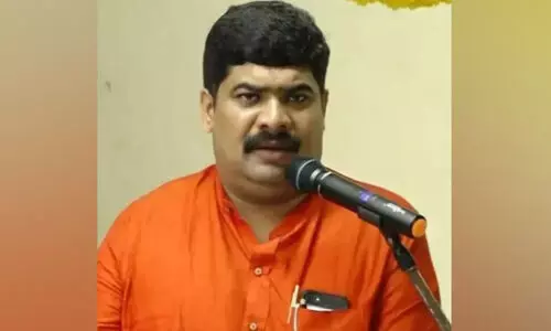 കോ​ൺ​ഗ്ര​സ് പ്ര​വ​ർ​ത്ത​ക​ന് മ​ർ​ദ​നം; ബി.​ജെ.​പി എം.​എ​ൽ.​എ കാ​മ​ത്തി​നെ​തി​രെ കേ​സ്