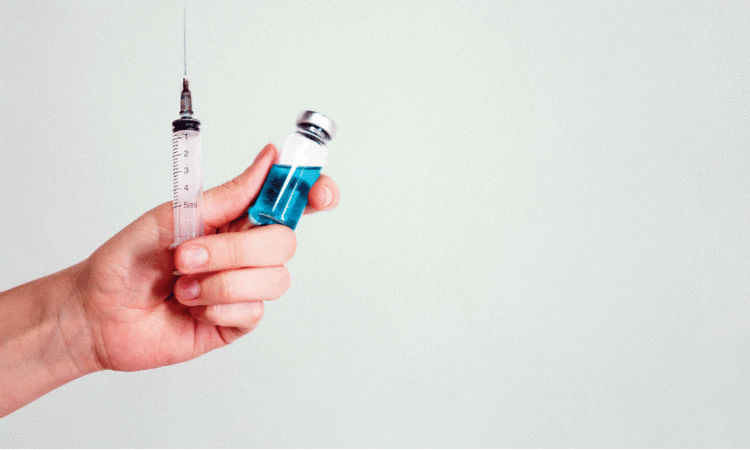 ‘കാൻസറിന് വാക്സിൻ ഇല്ലാത്തത് എന്തുകൊണ്ട്? മരുന്നുകമ്പനികളുടെ അജണ്ടയാണോ?’ -യാഥാർഥ‍്യമിതാണ്.... റഷ‍്യ വികസിപ്പിച്ച കാൻസർ വാക്സിൻ ഫലപ്രദമാണോ എന്നറിയാം