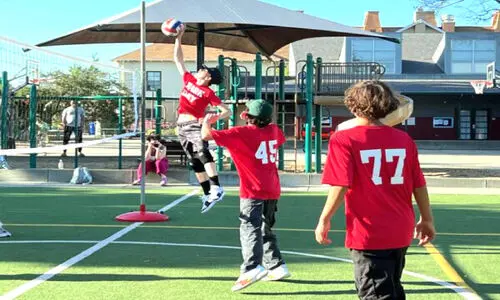 സ്കൂ​ൾ പാ​ഠ്യ​പ​ദ്ധ​തി​യി​ൽ കാ​യി​ക വി​ദ്യാ​ഭ്യാ​സം നി​ർ​ബ​ന്ധം