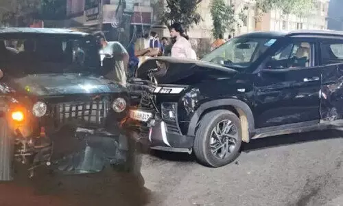 പൊ​ലീ​സ് പി​ന്തു​ട​ർ​ന്ന ഗ​രു​ഡ ഗു​ണ്ട സം​ഘാം​ഗം ര​ക്ഷ​പ്പെ​ട്ടു