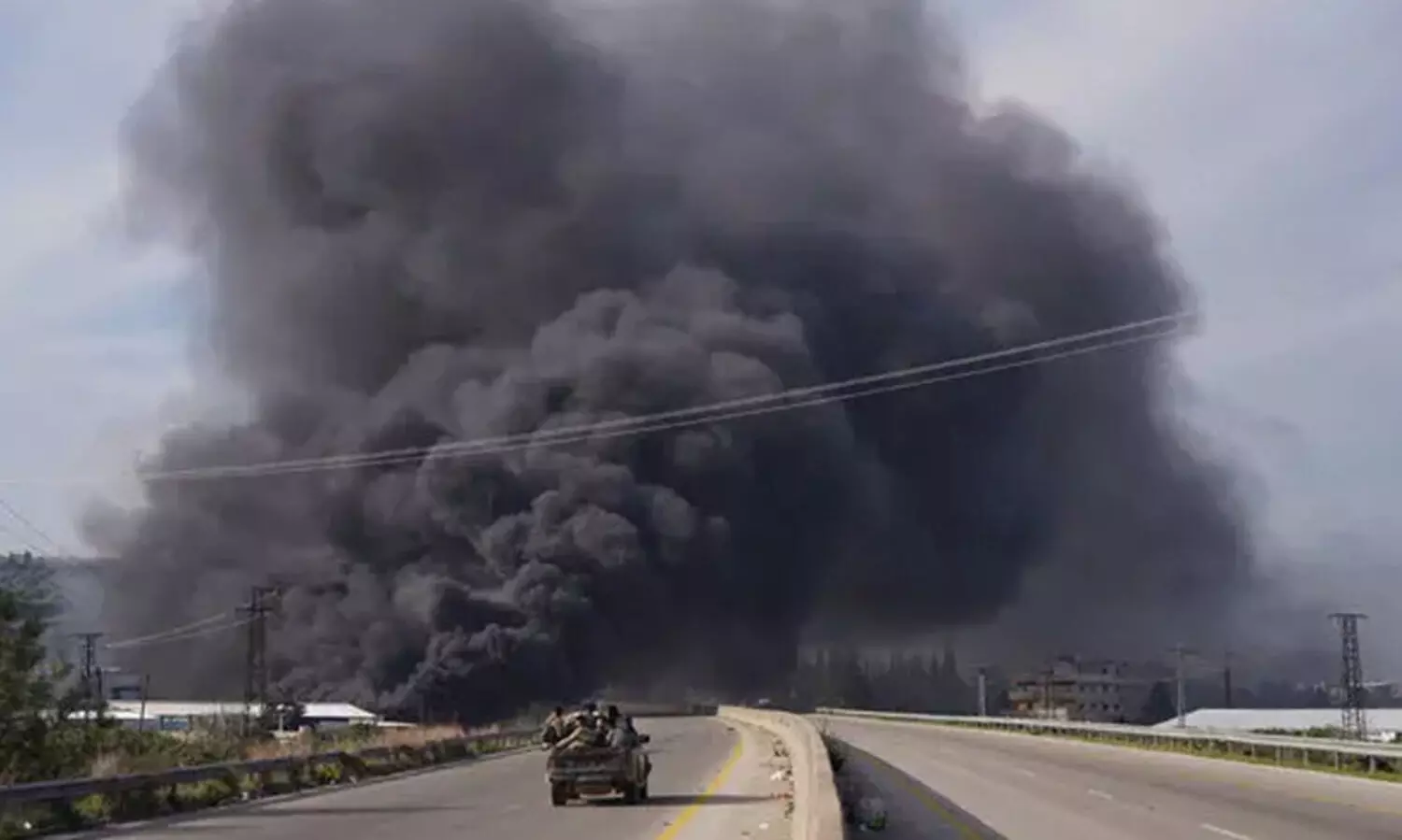 സിറിയയിൽ സുരക്ഷസേനയും അസദ് അനുകൂലികളും ഏറ്റുമുട്ടി; 70 മരണം