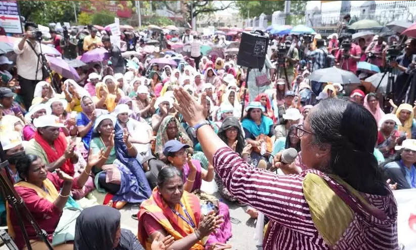 ആശ സമരാവേശത്തിൽ തലസ്ഥാനം: അന്തർദേശീയ വനിതാ ദിനത്തിൽ ആശമാരോടൊപ്പം