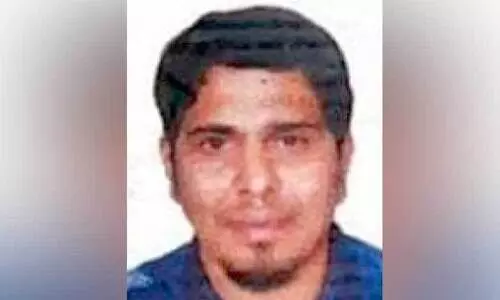 ന​സീ​ർ ക​മ്പാ​റി​​ന്റെ മൃ​ത​ദേ​ഹം ഖ​ബ​റ​ട​ക്കി